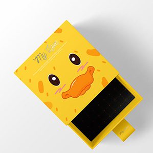 小黄鸭礼品盒包装设计样机